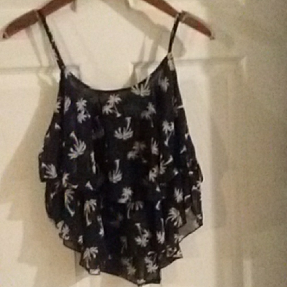 NWOT Exist top